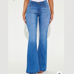Medium blue wash jean size 1